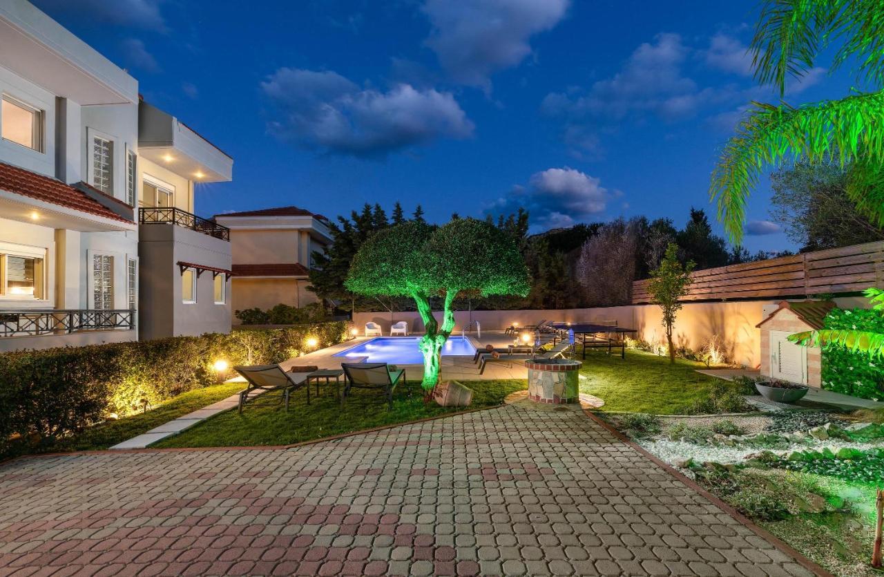 Emmelia Villa *